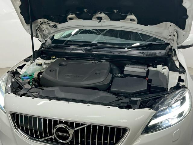 Ｖ４０ Ｄ４　インスクリプション　２０１８年モデル／ブラックレザーシート（ヒーター付）／ボルボインテリセーフ／純正ナビ／Ｂカメ／Ｂｌｕｅｔｏｏｔｈ対応／ＵＳＢ接続可／クリアランスソナー／クルコン／ＥＴＣ／純正１７アルミ（27枚目）