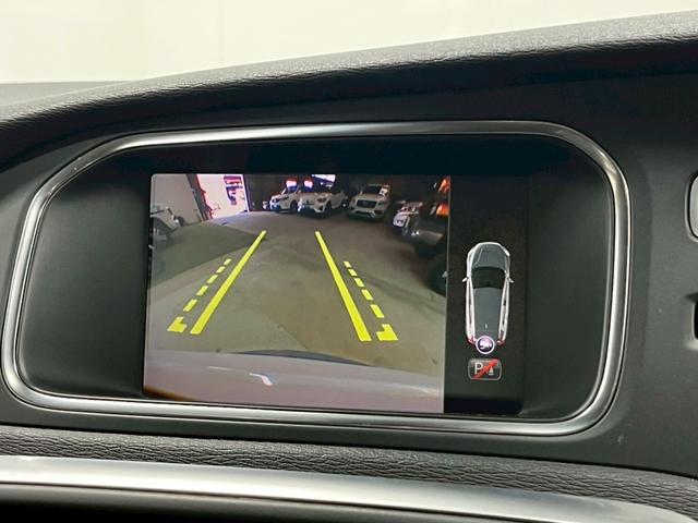 Ｖ４０ Ｄ４　インスクリプション　２０１８年モデル／ブラックレザーシート（ヒーター付）／ボルボインテリセーフ／純正ナビ／Ｂカメ／Ｂｌｕｅｔｏｏｔｈ対応／ＵＳＢ接続可／クリアランスソナー／クルコン／ＥＴＣ／純正１７アルミ（61枚目）
