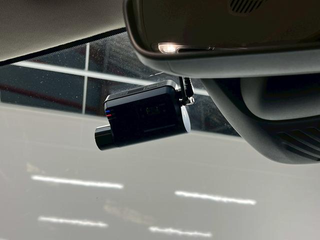 Ｖ４０ Ｄ４　インスクリプション　２０１８年モデル／ブラックレザーシート（ヒーター付）／ボルボインテリセーフ／純正ナビ／Ｂカメ／Ｂｌｕｅｔｏｏｔｈ対応／ＵＳＢ接続可／クリアランスソナー／クルコン／ＥＴＣ／純正１７アルミ（73枚目）