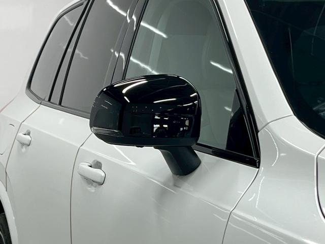 XC90 リチャージアルテメットT8AWDプラグインハイブリド 2023年モデル/エアサス/サンルーフ/レザーシート(ヒーター付)/ボルボインテリセーフ/ハーマンカードン/全方位カメラ/前後ドラレコ/クルコン/ナビ/フルセグTV/純正22アルミ/LEDヘッド(22枚目)