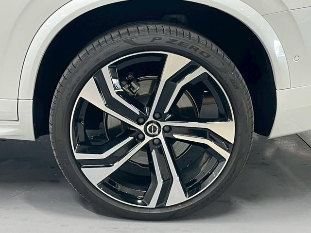 XC90 リチャージアルテメットT8AWDプラグインハイブリド 2023年モデル/エアサス/サンルーフ/レザーシート(ヒーター付)/ボルボインテリセーフ/ハーマンカードン/全方位カメラ/前後ドラレコ/クルコン/ナビ/フルセグTV/純正22アルミ/LEDヘッド(38枚目)