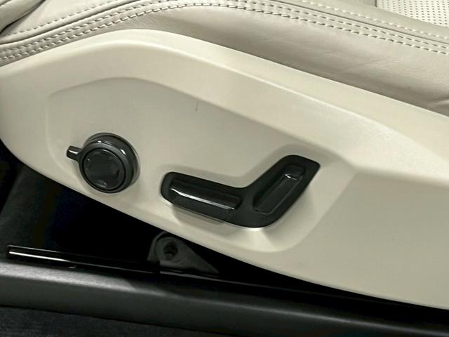 XC90 リチャージアルテメットT8AWDプラグインハイブリド 2023年モデル/エアサス/サンルーフ/レザーシート(ヒーター付)/ボルボインテリセーフ/ハーマンカードン/全方位カメラ/前後ドラレコ/クルコン/ナビ/フルセグTV/純正22アルミ/LEDヘッド(50枚目)