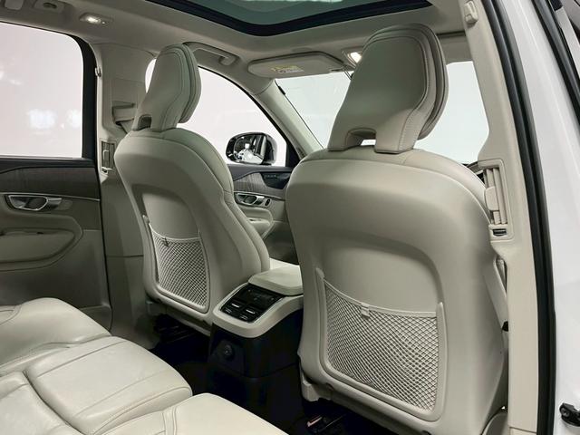 XC90 リチャージアルテメットT8AWDプラグインハイブリド 2023年モデル/エアサス/サンルーフ/レザーシート(ヒーター付)/ボルボインテリセーフ/ハーマンカードン/全方位カメラ/前後ドラレコ/クルコン/ナビ/フルセグTV/純正22アルミ/LEDヘッド(55枚目)
