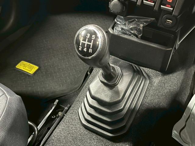 ジムニーシエラ ＪＣ　５ＭＴ／社外マフラー／社外テールランプ／社外アルミホイール／ナビ／フルセグＴＶ／Ｂｌｕｅｔｏｏｔｈ対応／ＵＳＢ接続可／Ｂカメラ／ＥＴＣ／クリアランスソナー／Ｐスタート／スマートキー／ＬＥＤヘッド（75枚目）