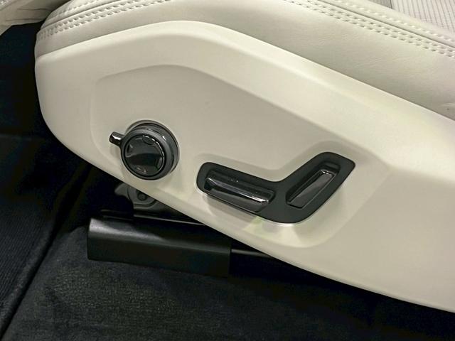 ＸＣ６０ ウルトラ　Ｂ５　ＡＷＤ　２０２５年モデル／デモカー／Ｇｏｏｇｌｅナビ／Ｂ＆Ｗプレミアムサウンド／エアサスペンション／ランニングボード（サイドステップ）／全方位カメラ／レザーシート／サンルーフ／Ｐバックドア／ＬＥＤヘッドライト（57枚目）