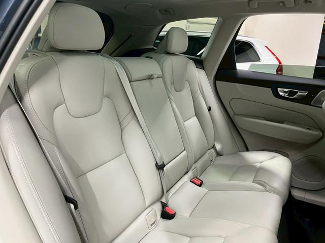 ＸＣ６０ ウルトラ　Ｂ５　ＡＷＤ　２０２５年モデル／デモカー／Ｇｏｏｇｌｅナビ／Ｂ＆Ｗプレミアムサウンド／エアサスペンション／ランニングボード（サイドステップ）／全方位カメラ／レザーシート／サンルーフ／Ｐバックドア／ＬＥＤヘッドライト（58枚目）