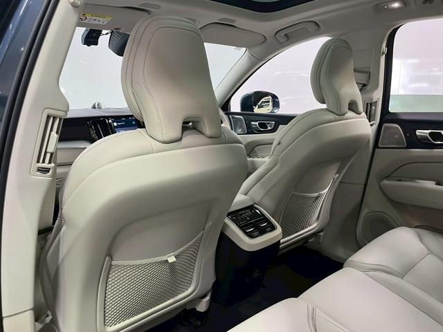 ＸＣ６０ ウルトラ　Ｂ５　ＡＷＤ　２０２５年モデル／デモカー／Ｇｏｏｇｌｅナビ／Ｂ＆Ｗプレミアムサウンド／エアサスペンション／ランニングボード（サイドステップ）／全方位カメラ／レザーシート／サンルーフ／Ｐバックドア／ＬＥＤヘッドライト（61枚目）