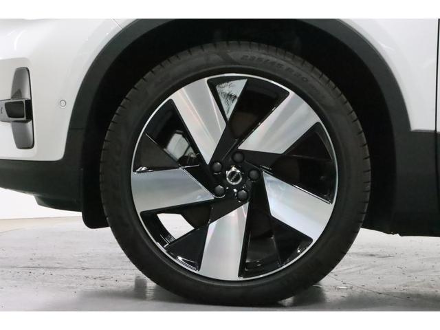 C40リチャージ リチャージ アルティメットシングルモーター 2023年モデル/禁煙車/サンルーフ/ドラレコ/全方位カメラ/Googleナビ/USB接続可/Pバックドア/ボルボインテリセーフ/ハーマンカードン/シートヒーター/LEDヘッド/純正20アルミ(28枚目)