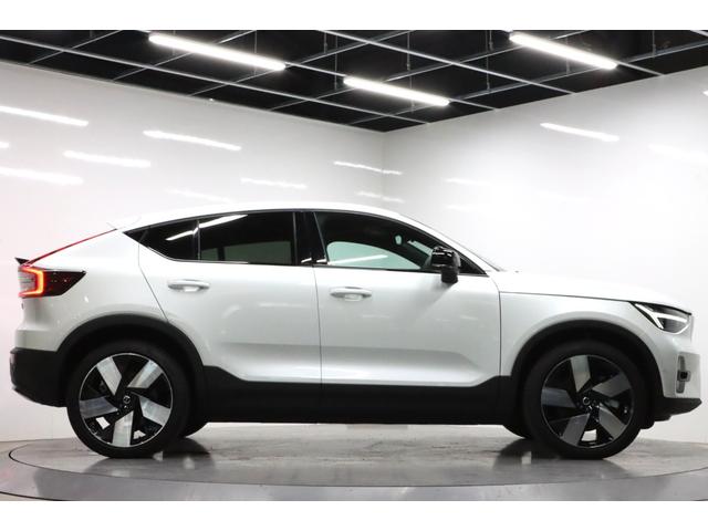 C40リチャージ リチャージ アルティメットシングルモーター 2023年モデル/禁煙車/サンルーフ/ドラレコ/全方位カメラ/Googleナビ/USB接続可/Pバックドア/ボルボインテリセーフ/ハーマンカードン/シートヒーター/LEDヘッド/純正20アルミ(30枚目)