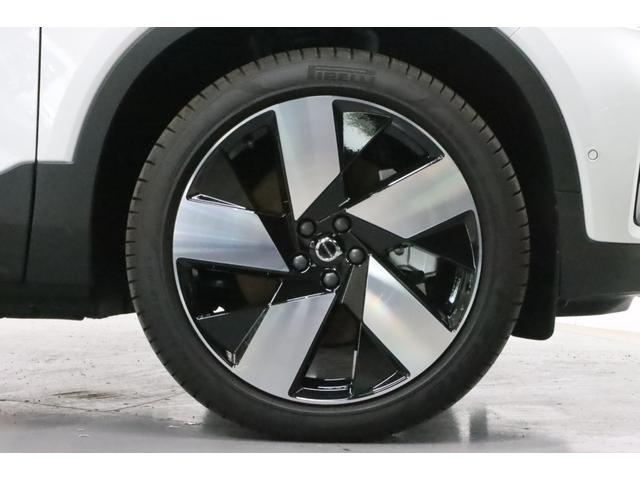 C40リチャージ リチャージ アルティメットシングルモーター 2023年モデル/禁煙車/サンルーフ/ドラレコ/全方位カメラ/Googleナビ/USB接続可/Pバックドア/ボルボインテリセーフ/ハーマンカードン/シートヒーター/LEDヘッド/純正20アルミ(32枚目)