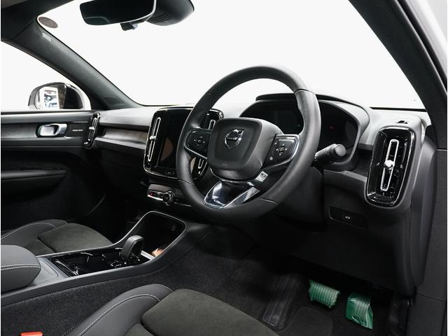 C40リチャージ リチャージ アルティメットシングルモーター 2023年モデル/禁煙車/サンルーフ/ドラレコ/全方位カメラ/Googleナビ/USB接続可/Pバックドア/ボルボインテリセーフ/ハーマンカードン/シートヒーター/LEDヘッド/純正20アルミ(48枚目)