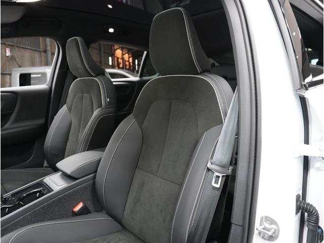 C40リチャージ リチャージ アルティメットシングルモーター 2023年モデル/禁煙車/サンルーフ/ドラレコ/全方位カメラ/Googleナビ/USB接続可/Pバックドア/ボルボインテリセーフ/ハーマンカードン/シートヒーター/LEDヘッド/純正20アルミ(57枚目)