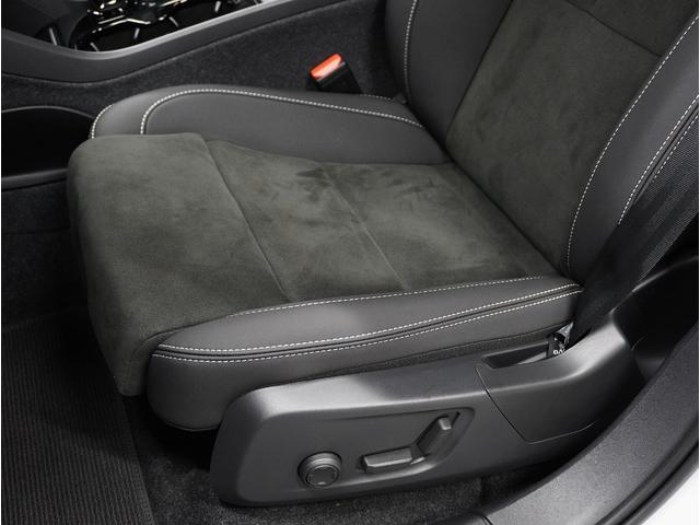 C40リチャージ リチャージ アルティメットシングルモーター 2023年モデル/禁煙車/サンルーフ/ドラレコ/全方位カメラ/Googleナビ/USB接続可/Pバックドア/ボルボインテリセーフ/ハーマンカードン/シートヒーター/LEDヘッド/純正20アルミ(58枚目)