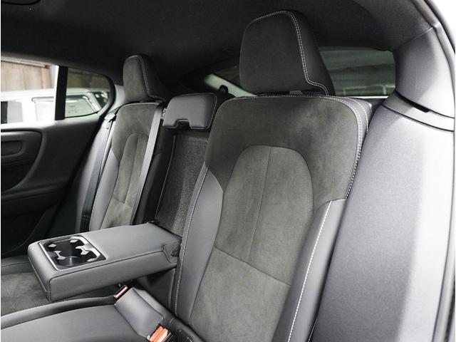 C40リチャージ リチャージ アルティメットシングルモーター 2023年モデル/禁煙車/サンルーフ/ドラレコ/全方位カメラ/Googleナビ/USB接続可/Pバックドア/ボルボインテリセーフ/ハーマンカードン/シートヒーター/LEDヘッド/純正20アルミ(64枚目)