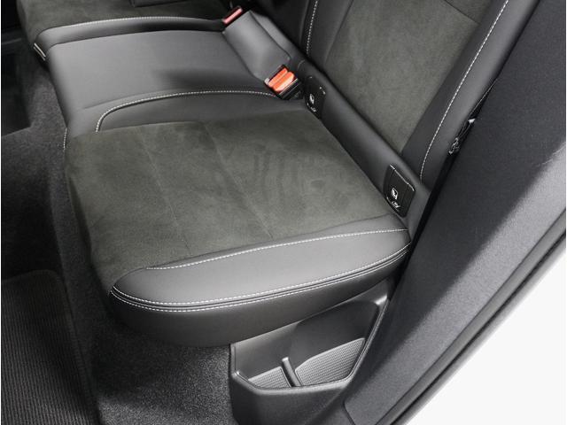 C40リチャージ リチャージ アルティメットシングルモーター 2023年モデル/禁煙車/サンルーフ/ドラレコ/全方位カメラ/Googleナビ/USB接続可/Pバックドア/ボルボインテリセーフ/ハーマンカードン/シートヒーター/LEDヘッド/純正20アルミ(65枚目)