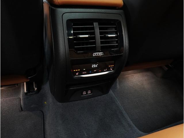 Ｘ３ Ｍ４０ｉ　禁煙車／ブラウンレザーシート（ヒーター付）／サンルーフ／Ｐバックドア／純正ナビ／全方位カメラ／ＵＳＢ接続可／クルコン／前後ドラレコ／ＥＴＣ／パドルシフト／純正２１アルミ／ＬＥＤヘッドライト／（63枚目）
