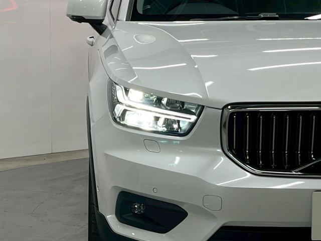 ＸＣ４０ Ｔ４　ＡＷＤ　インスクリプション　２０２０年モデル／禁煙車／ホワイトレザーシート（ヒーター付）／サンルーフ／ハーマンカードン／ボルボインテリセーフ／純正ナビ／フルセグＴＶ／全方位カメラ／Ｐバックドア／純正１９アルミ／ＬＥＤヘッド（23枚目）