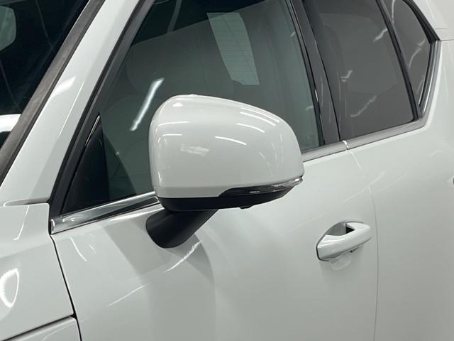 ＸＣ４０ Ｔ４　ＡＷＤ　インスクリプション　２０２０年モデル／禁煙車／ホワイトレザーシート（ヒーター付）／サンルーフ／ハーマンカードン／ボルボインテリセーフ／純正ナビ／フルセグＴＶ／全方位カメラ／Ｐバックドア／純正１９アルミ／ＬＥＤヘッド（26枚目）