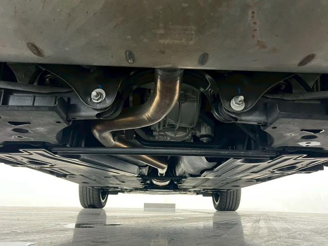 ＸＣ４０ Ｔ４　ＡＷＤ　インスクリプション　２０２０年モデル／禁煙車／ホワイトレザーシート（ヒーター付）／サンルーフ／ハーマンカードン／ボルボインテリセーフ／純正ナビ／フルセグＴＶ／全方位カメラ／Ｐバックドア／純正１９アルミ／ＬＥＤヘッド（38枚目）