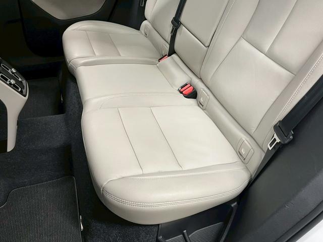 ＸＣ４０ Ｔ４　ＡＷＤ　インスクリプション　２０２０年モデル／禁煙車／ホワイトレザーシート（ヒーター付）／サンルーフ／ハーマンカードン／ボルボインテリセーフ／純正ナビ／フルセグＴＶ／全方位カメラ／Ｐバックドア／純正１９アルミ／ＬＥＤヘッド（57枚目）