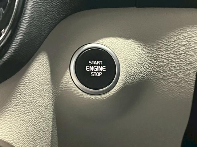 ＸＣ４０ Ｔ４　ＡＷＤ　インスクリプション　２０２０年モデル／禁煙車／ホワイトレザーシート（ヒーター付）／サンルーフ／ハーマンカードン／ボルボインテリセーフ／純正ナビ／フルセグＴＶ／全方位カメラ／Ｐバックドア／純正１９アルミ／ＬＥＤヘッド（67枚目）