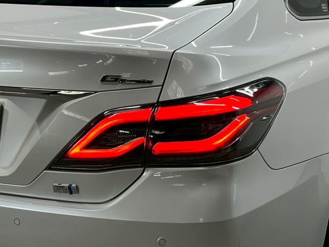 クラウンハイブリッド Ｇ－エグゼクティブ　禁煙車／ブラックレザーシート（ヒーター付）／サンルーフ／純正ナビ／フルセグＴＶ／ＵＳＢ接続可／全方位カメラ／前後ドラレコ／デジタルインナーミラー／ステアヒーター／ＥＴＣ／クルコン／純正１８アルミ（34枚目）