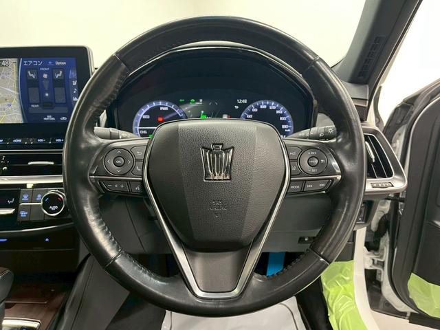 クラウンハイブリッド Ｇ－エグゼクティブ　禁煙車／ブラックレザーシート（ヒーター付）／サンルーフ／純正ナビ／フルセグＴＶ／ＵＳＢ接続可／全方位カメラ／前後ドラレコ／デジタルインナーミラー／ステアヒーター／ＥＴＣ／クルコン／純正１８アルミ（58枚目）