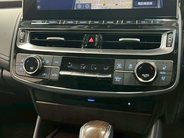 クラウンハイブリッド Ｇ－エグゼクティブ　禁煙車／ブラックレザーシート（ヒーター付）／サンルーフ／純正ナビ／フルセグＴＶ／ＵＳＢ接続可／全方位カメラ／前後ドラレコ／デジタルインナーミラー／ステアヒーター／ＥＴＣ／クルコン／純正１８アルミ（71枚目）