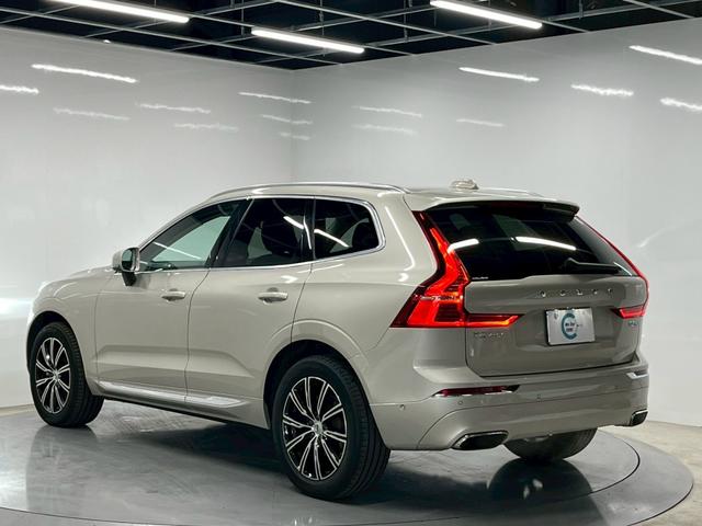 ＸＣ６０ Ｔ５　ＡＷＤ　インスクリプション　レザーシート（ヒーター付）／Ｐバックドア／ハーマンカードン／ボルボインテリセーフ／全方位カメラ／純正ナビ／フルセグＴＶ／ＵＳＢ接続可／クルコン／ＥＴＣ／ステアヒーター／前後ドラレコ／純正１９アルミ（13枚目）