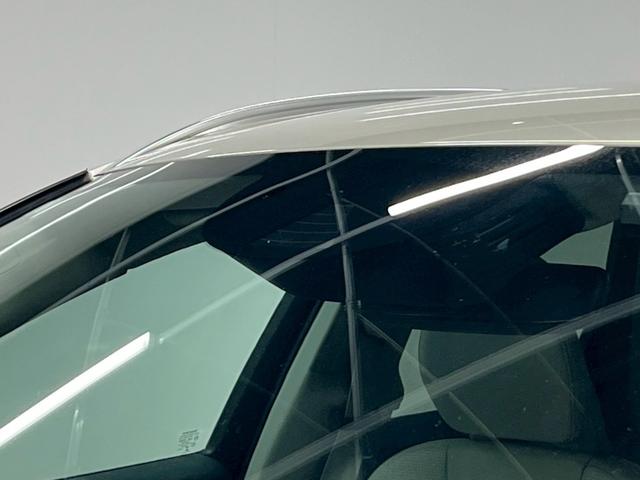 ＸＣ６０ Ｔ５　ＡＷＤ　インスクリプション　レザーシート（ヒーター付）／Ｐバックドア／ハーマンカードン／ボルボインテリセーフ／全方位カメラ／純正ナビ／フルセグＴＶ／ＵＳＢ接続可／クルコン／ＥＴＣ／ステアヒーター／前後ドラレコ／純正１９アルミ（28枚目）