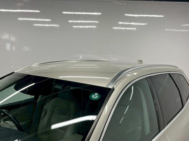 ＸＣ６０ Ｔ５　ＡＷＤ　インスクリプション　レザーシート（ヒーター付）／Ｐバックドア／ハーマンカードン／ボルボインテリセーフ／全方位カメラ／純正ナビ／フルセグＴＶ／ＵＳＢ接続可／クルコン／ＥＴＣ／ステアヒーター／前後ドラレコ／純正１９アルミ（29枚目）