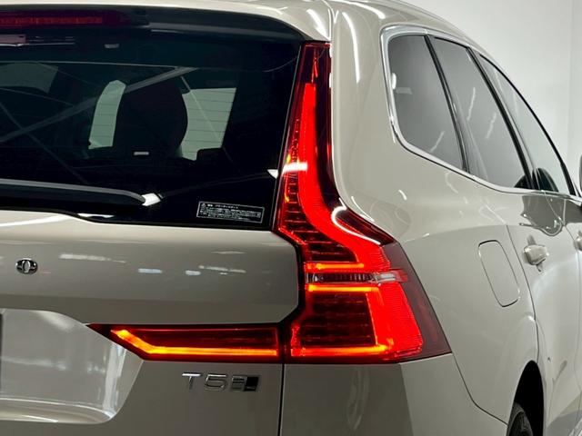 ＸＣ６０ Ｔ５　ＡＷＤ　インスクリプション　レザーシート（ヒーター付）／Ｐバックドア／ハーマンカードン／ボルボインテリセーフ／全方位カメラ／純正ナビ／フルセグＴＶ／ＵＳＢ接続可／クルコン／ＥＴＣ／ステアヒーター／前後ドラレコ／純正１９アルミ（32枚目）