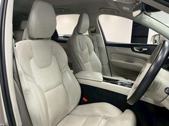 ＸＣ６０ Ｔ５　ＡＷＤ　インスクリプション　レザーシート（ヒーター付）／Ｐバックドア／ハーマンカードン／ボルボインテリセーフ／全方位カメラ／純正ナビ／フルセグＴＶ／ＵＳＢ接続可／クルコン／ＥＴＣ／ステアヒーター／前後ドラレコ／純正１９アルミ（48枚目）