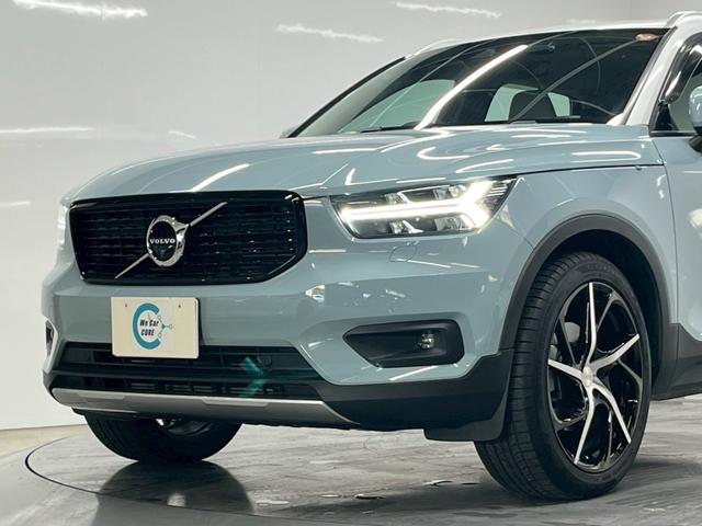 ＸＣ４０ Ｔ４　ＡＷＤ　モーメンタム　禁煙車／ホワイトルーフ／ＥＲＳＴ２０インチアルミホイール／フロントグリル／Ｒデザイン／純正ナビ／フルセグＴＶ／全方位カメラ／前後ドラレコ／シートヒーター／ステアヒーター／ＥＴＣ／クルコン／Ｐバックドア（19枚目）