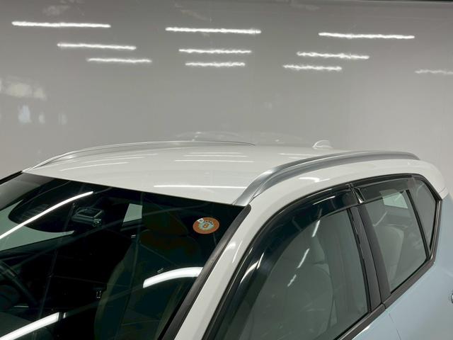 ＸＣ４０ Ｔ４　ＡＷＤ　モーメンタム　禁煙車／ホワイトルーフ／ＥＲＳＴ２０インチアルミホイール／フロントグリル／Ｒデザイン／純正ナビ／フルセグＴＶ／全方位カメラ／前後ドラレコ／シートヒーター／ステアヒーター／ＥＴＣ／クルコン／Ｐバックドア（29枚目）