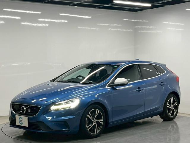 Ｖ４０ Ｄ４　Ｒデザイン　チューンド　バイ　ポールスター　２０１８年モデル／禁煙車／ブラックレザーシート（ヒーター付）／ボルボインテリセーフ／ハーマンカードン／バックカメラ／ナビ／Ｂｌｕｅｔｏｏｔｈ対応／ＵＳＢ接続可／前後ドラレコ／外品１６アルミ（11枚目）