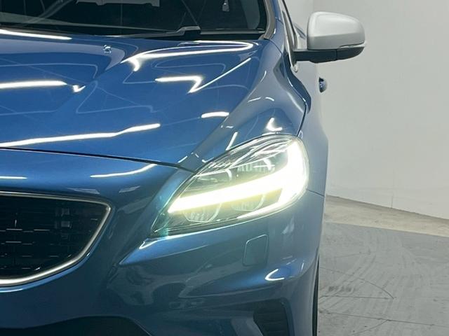 Ｖ４０ Ｄ４　Ｒデザイン　チューンド　バイ　ポールスター　２０１８年モデル／禁煙車／ブラックレザーシート（ヒーター付）／ボルボインテリセーフ／ハーマンカードン／バックカメラ／ナビ／Ｂｌｕｅｔｏｏｔｈ対応／ＵＳＢ接続可／前後ドラレコ／外品１６アルミ（25枚目）
