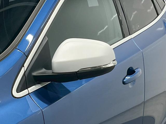 Ｖ４０ Ｄ４　Ｒデザイン　チューンド　バイ　ポールスター　２０１８年モデル／禁煙車／ブラックレザーシート（ヒーター付）／ボルボインテリセーフ／ハーマンカードン／バックカメラ／ナビ／Ｂｌｕｅｔｏｏｔｈ対応／ＵＳＢ接続可／前後ドラレコ／外品１６アルミ（27枚目）
