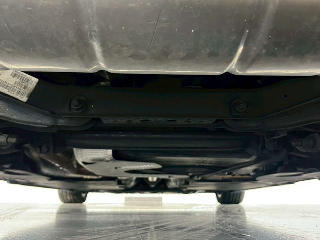 Ｖ４０ Ｄ４　Ｒデザイン　チューンド　バイ　ポールスター　２０１８年モデル／禁煙車／ブラックレザーシート（ヒーター付）／ボルボインテリセーフ／ハーマンカードン／バックカメラ／ナビ／Ｂｌｕｅｔｏｏｔｈ対応／ＵＳＢ接続可／前後ドラレコ／外品１６アルミ（37枚目）