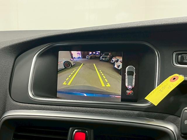 Ｖ４０ Ｄ４　Ｒデザイン　チューンド　バイ　ポールスター　２０１８年モデル／禁煙車／ブラックレザーシート（ヒーター付）／ボルボインテリセーフ／ハーマンカードン／バックカメラ／ナビ／Ｂｌｕｅｔｏｏｔｈ対応／ＵＳＢ接続可／前後ドラレコ／外品１６アルミ（68枚目）