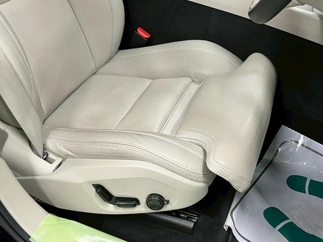 ＸＣ６０ Ｄ４　ＡＷＤ　インスクリプション　禁煙車／ベージュ革シート（ヒーター付）／前後ドラレコ／ハーマンカードン／ボルボインテリセーフ／全方位カメラ／純正ナビ／フルセグＴＶ／ＥＴＣ／Ｐバックドア／純正１９アルミ／ＬＥＤヘッドライト（47枚目）