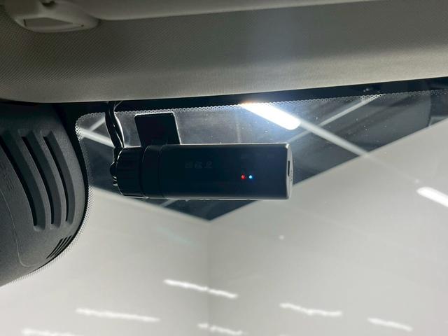 ＸＣ６０ Ｄ４　ＡＷＤ　インスクリプション　禁煙車／ベージュ革シート（ヒーター付）／前後ドラレコ／ハーマンカードン／ボルボインテリセーフ／全方位カメラ／純正ナビ／フルセグＴＶ／ＥＴＣ／Ｐバックドア／純正１９アルミ／ＬＥＤヘッドライト（77枚目）