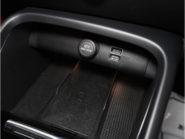 ＸＣ４０ Ｔ５　ＡＷＤ　インスクリプション　禁煙車／ブラウンレザーシート（ヒーター付）／ハーマンカードン／ボルボインテリセーフ／純正ナビ／フルセグＴＶ／全方位カメラ／ＥＴＣ／Ｐバックドア／クルコン／ドラレコ／純正１９アルミ／ＬＥＤヘッドライト（78枚目）