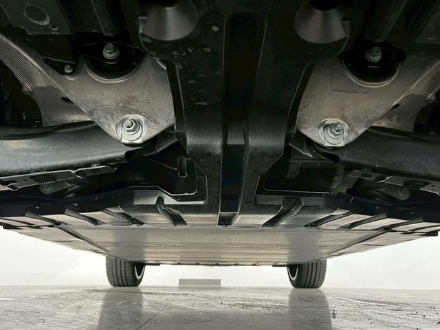 ＸＣ４０リチャージ リチャージ　アルティメットツインモーター　２０２３年モデル／１オーナー／禁煙車／サンルーフ／Ｈレザーシート（ヒーター付）／全方位カメ／Ｇｏｏｇｌｅナビ／ＥＴＣ／前後ドラレコ／ボルボインテリセーフ／ハーマンカードン／純正２０アルミ／ＬＥＤヘッド（40枚目）