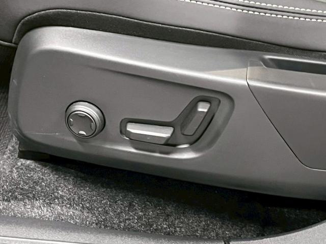 ＸＣ４０リチャージ リチャージ　アルティメットツインモーター　２０２３年モデル／１オーナー／禁煙車／サンルーフ／Ｈレザーシート（ヒーター付）／全方位カメ／Ｇｏｏｇｌｅナビ／ＥＴＣ／前後ドラレコ／ボルボインテリセーフ／ハーマンカードン／純正２０アルミ／ＬＥＤヘッド（51枚目）