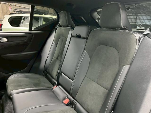 ＸＣ４０リチャージ リチャージ　アルティメットツインモーター　２０２３年モデル／１オーナー／禁煙車／サンルーフ／Ｈレザーシート（ヒーター付）／全方位カメ／Ｇｏｏｇｌｅナビ／ＥＴＣ／前後ドラレコ／ボルボインテリセーフ／ハーマンカードン／純正２０アルミ／ＬＥＤヘッド（55枚目）