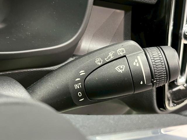 ＸＣ４０リチャージ リチャージ　アルティメットツインモーター　２０２３年モデル／１オーナー／禁煙車／サンルーフ／Ｈレザーシート（ヒーター付）／全方位カメ／Ｇｏｏｇｌｅナビ／ＥＴＣ／前後ドラレコ／ボルボインテリセーフ／ハーマンカードン／純正２０アルミ／ＬＥＤヘッド（62枚目）