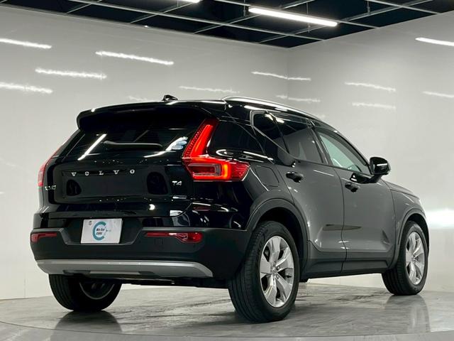 ＸＣ４０ Ｔ４　モメンタム　純正ナビ／全方位カメラ／ボルボインテリセーフ／禁煙車／ＥＴＣ／ＴＶ／スマートキー／電動シート／盗難防止装置／ＬＥＤヘッドライト／コーナーセンサー／レーンキープアシスト／Ｂｌｕｅｔｏｏｔｈ接続／（7枚目）