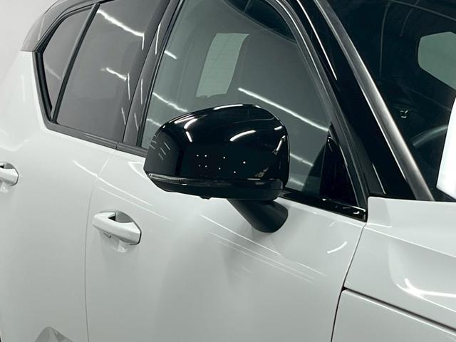 ＸＣ４０ Ｂ４　ＡＷＤ　Ｒデザイン　２０２１年モデル／禁煙車／ハーマンカードン／ボルボインテリセーフ／Ｈレザーシート（ヒーター付）／サンルーフ／純正ナビ／フルセグＴＶ／全方位カメラ／クルコン／前後ドラレコ／ＬＥＤヘッド／純正１９アルミ（24枚目）