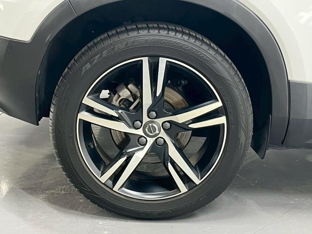 ＸＣ４０ Ｂ４　ＡＷＤ　Ｒデザイン　２０２１年モデル／禁煙車／ハーマンカードン／ボルボインテリセーフ／Ｈレザーシート（ヒーター付）／サンルーフ／純正ナビ／フルセグＴＶ／全方位カメラ／クルコン／前後ドラレコ／ＬＥＤヘッド／純正１９アルミ（37枚目）